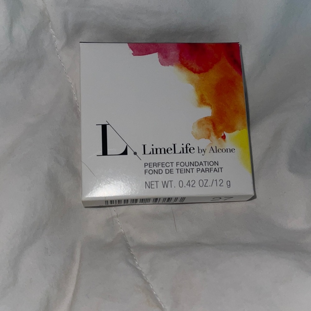 27 Foundation Limelife by Alcone